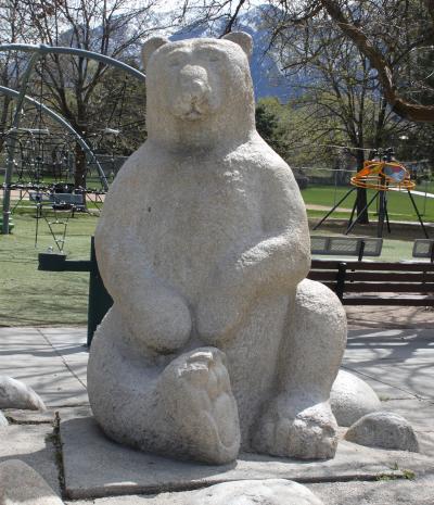 Bear sculpture in Big Bear Park, White City, Utah